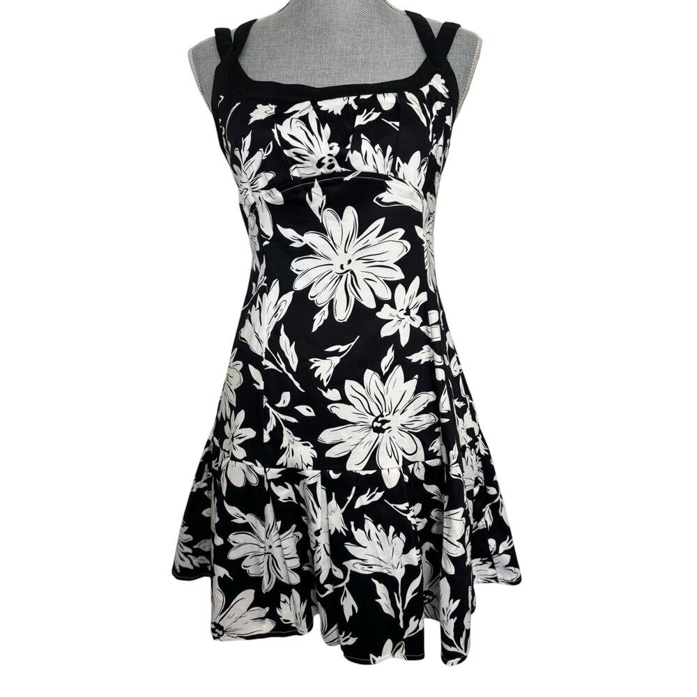 Aryeh Black White Strappy Floral Baby Doll Mini Dress Medium Wedding Guest - Picture 1 of 6